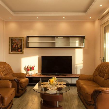 Adriatic Seaview Apartment Durrës Esterno foto