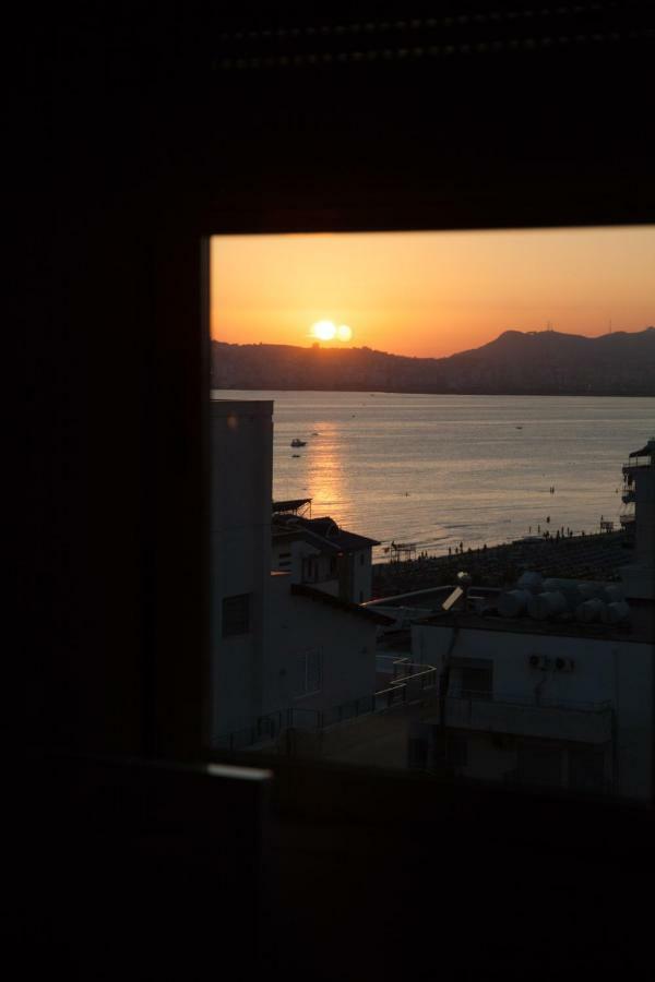Adriatic Seaview Apartment Durrës Esterno foto