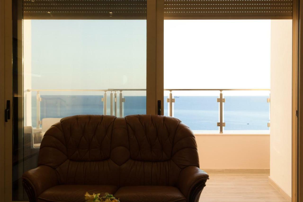 Adriatic Seaview Apartment Durrës Esterno foto