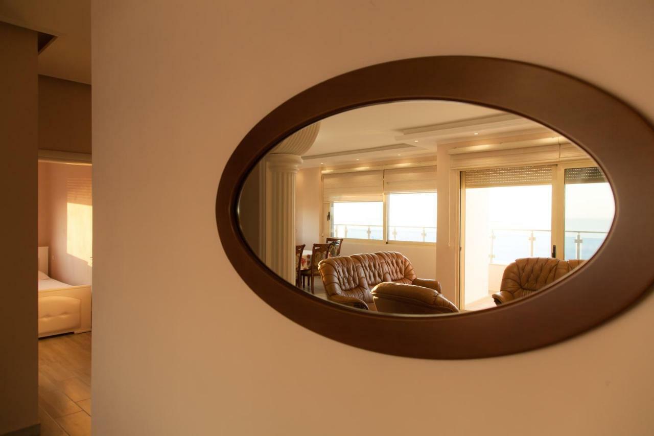 Adriatic Seaview Apartment Durrës Esterno foto
